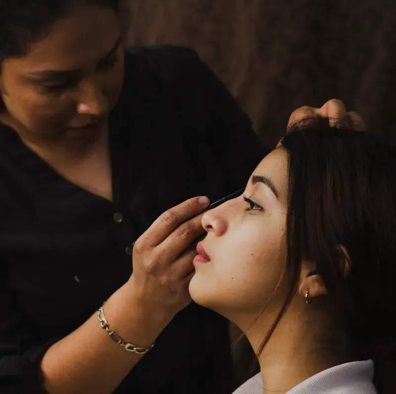 Rutina de belleza semanal para mantener tu brillo